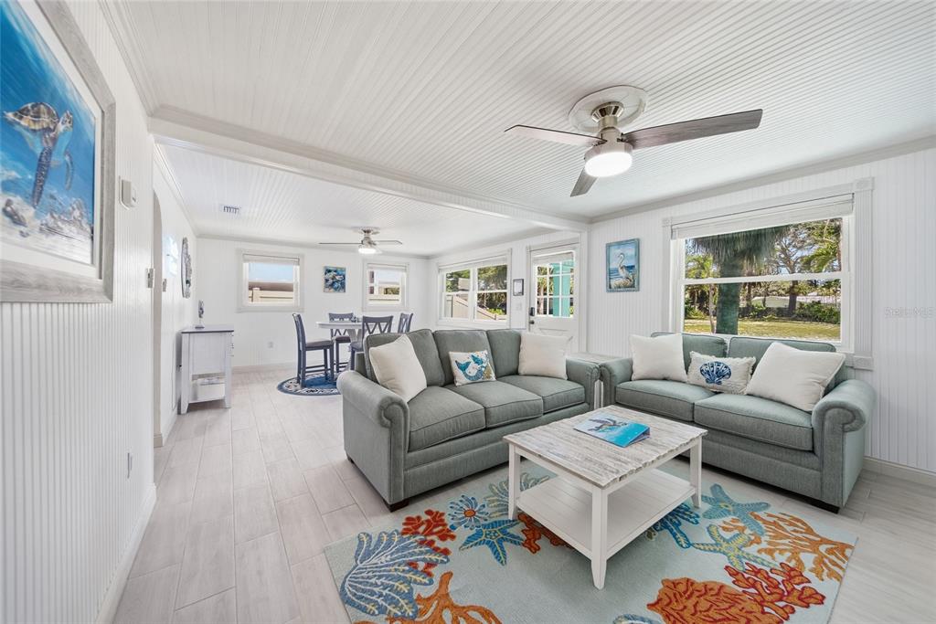 104 12th Avenue Indian Rocks Beach, FL 33785 - Photo 4 of 25 Gallery Image 4