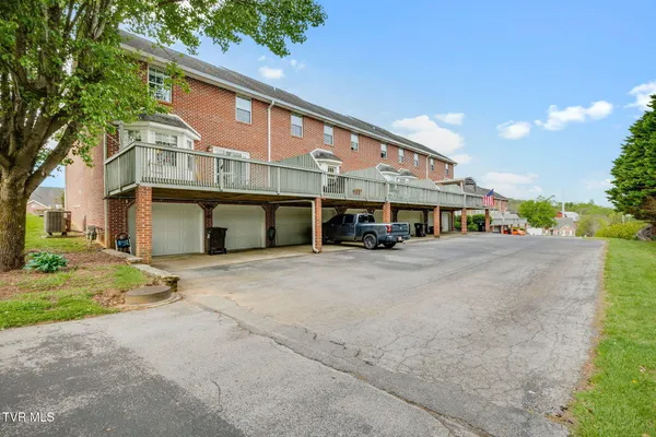 $289,000 | 142 Eagle View Private Drive, Unit 142, Blountville, TN 37617