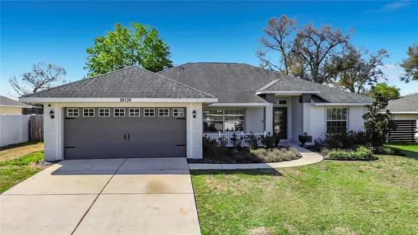a view of a house with garden