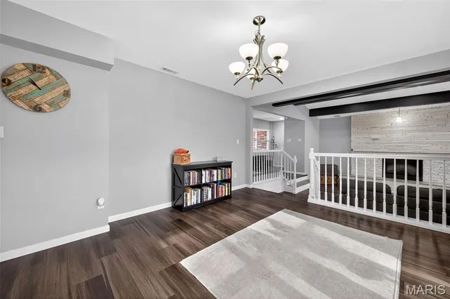 $325,000 | 6750 Foxshire Drive, Florissant, MO 63033