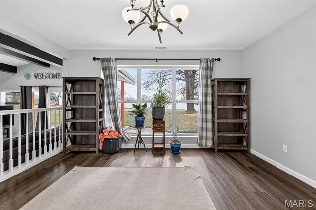 $325,000 | 6750 Foxshire Drive, Florissant, MO 63033