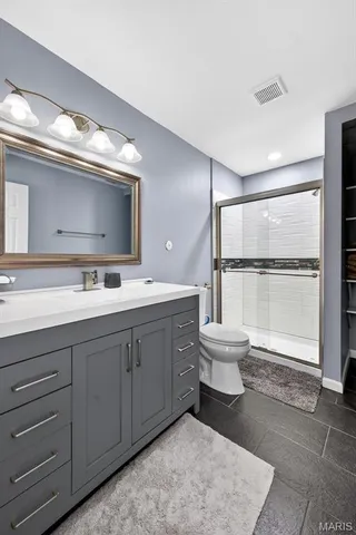 $325,000 | 6750 Foxshire Drive, Florissant, MO 63033