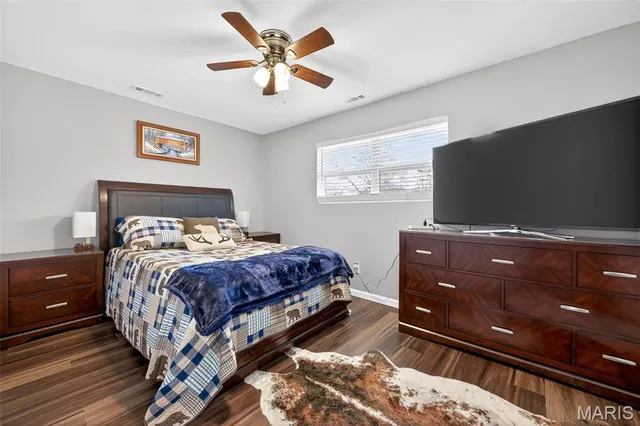 $325,000 | 6750 Foxshire Drive, Florissant, MO 63033