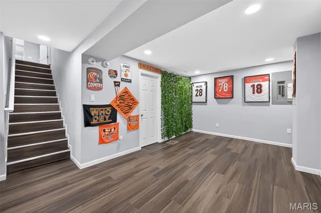 $325,000 | 6750 Foxshire Drive, Florissant, MO 63033