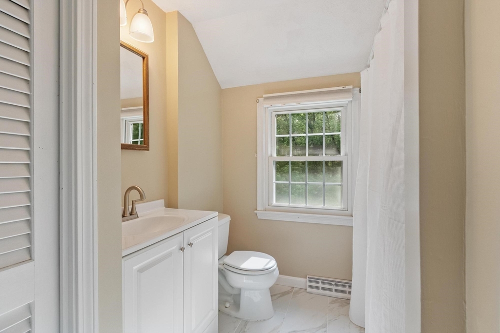 83 Providence Road Westford, MA 01886 - Photo 26 of 41