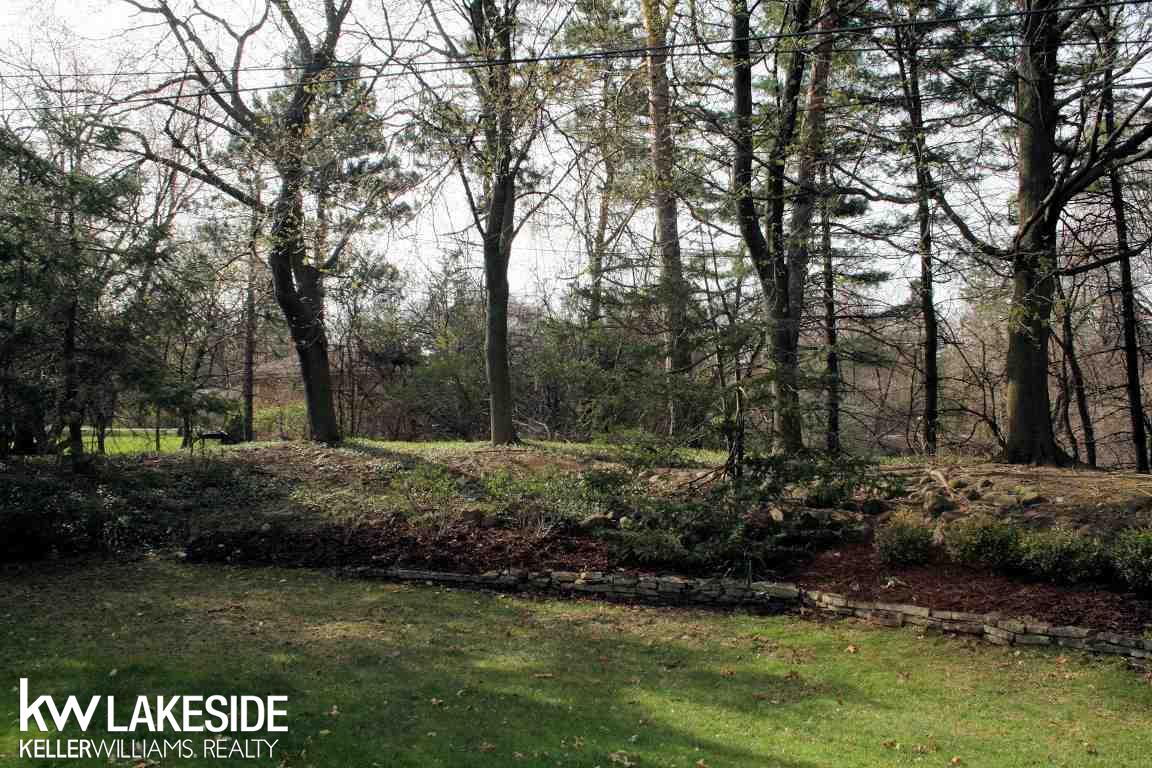 6106 Deguise Court Rochester Hills, MI 48306 - Photo 51 of 54