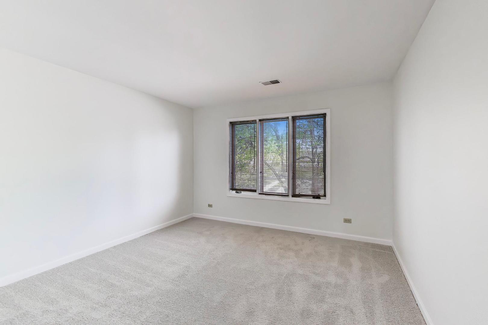 1663 Courtland Drive, Unit 1663 Arlington Heights, IL 60004 - Photo 22 of 36