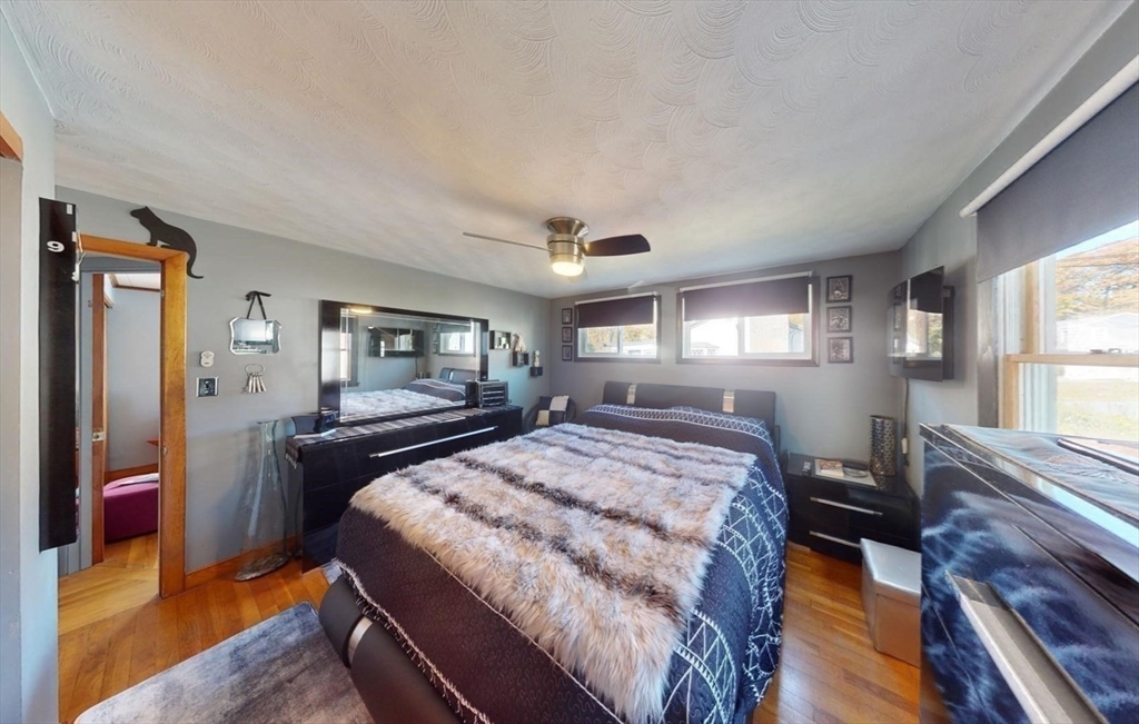 32 Hillcrest Road Burlington, MA 01803 - Photo 18 of 41 Gallery Image 18