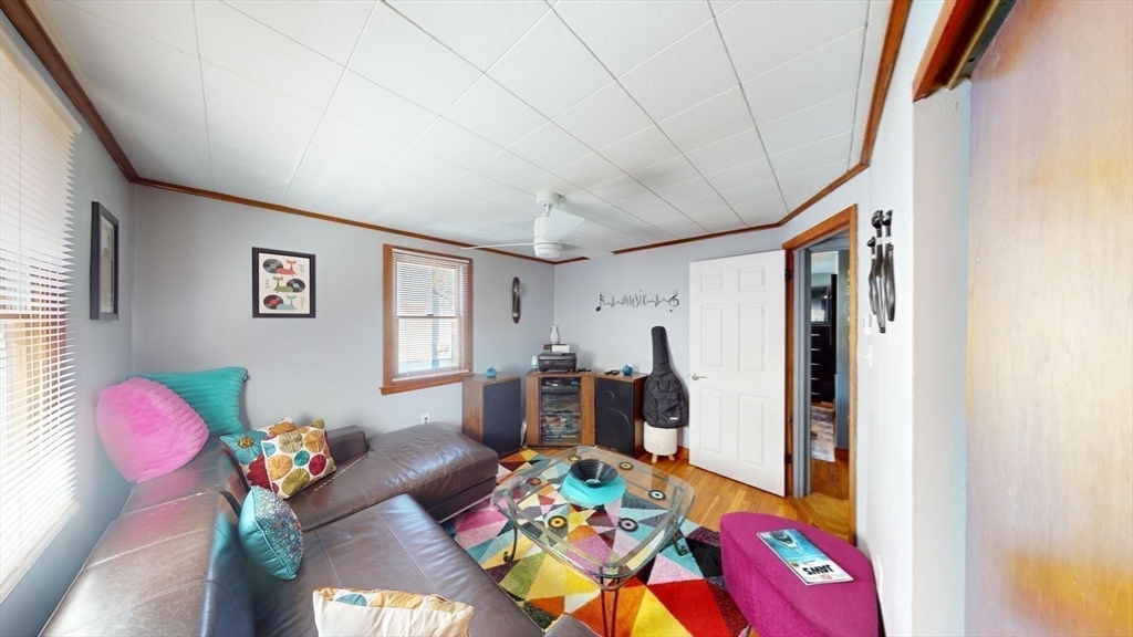 32 Hillcrest Road Burlington, MA 01803 - Photo 20 of 41 Gallery Image 20