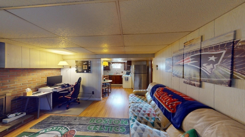 32 Hillcrest Road Burlington, MA 01803 - Photo 32 of 41 Gallery Image 32