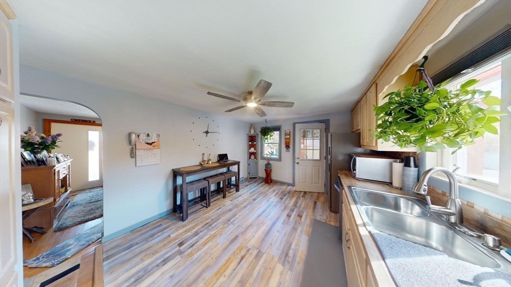32 Hillcrest Road Burlington, MA 01803 - Photo 6 of 41 Gallery Image 6
