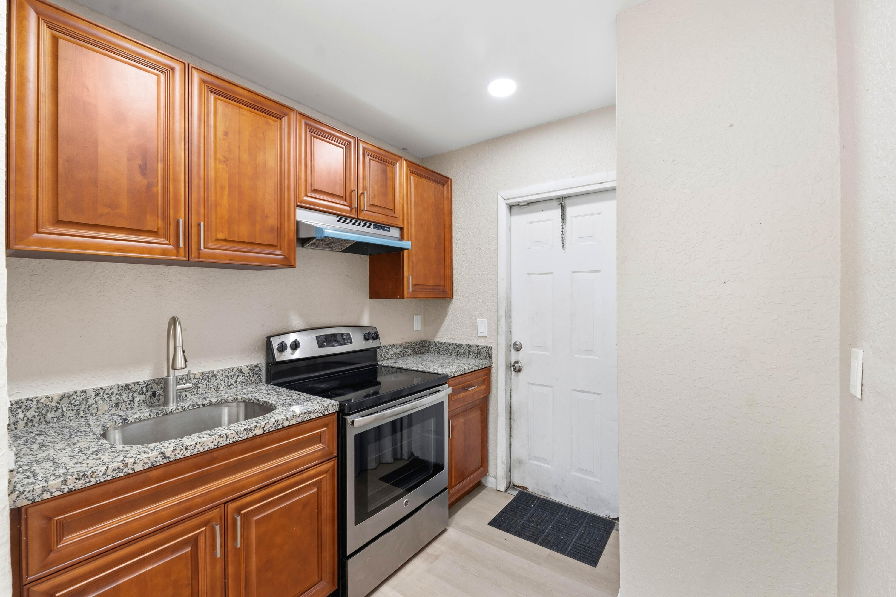 166 Southwest 3rd Street, Unit AD Deerfield Beach, FL 33441 - Photo 24 of 33 166 SW 3rd St_020