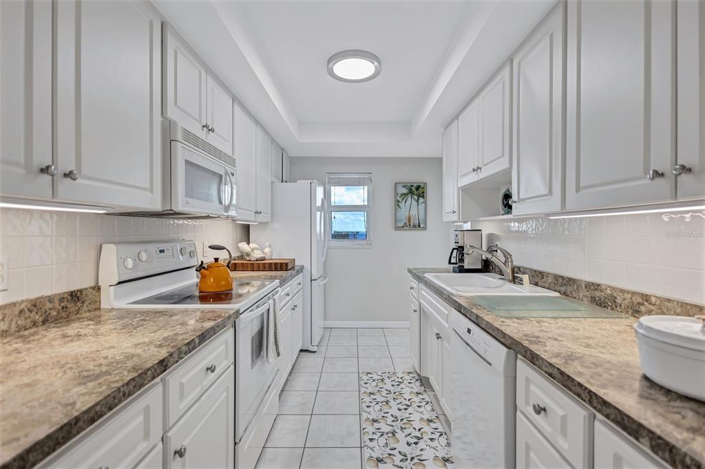 6140 Midnight Pass Road, Unit 603 Sarasota, FL 34242 - Photo 19 of 58