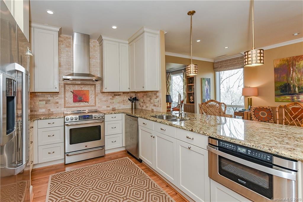858 Cherokee Road Charlotte, NC 28207 - Photo 2 of 15 Gallery Image 2