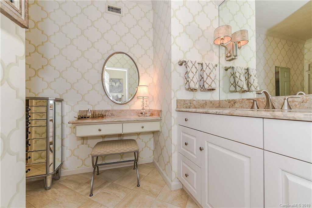 858 Cherokee Road Charlotte, NC 28207 - Photo 13 of 15 Gallery Image 13