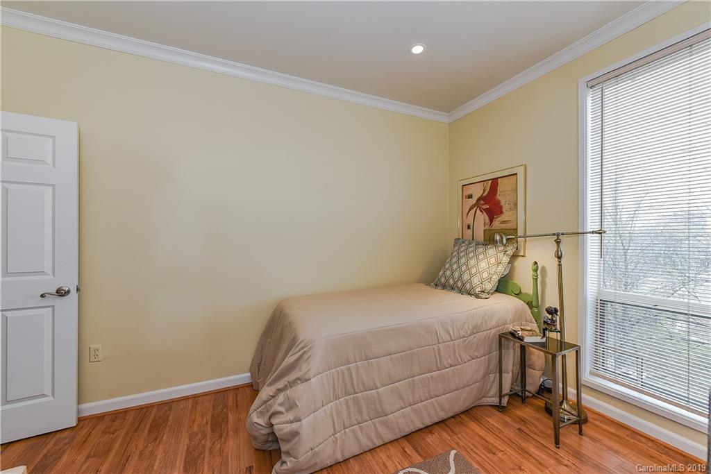 858 Cherokee Road Charlotte, NC 28207 - Photo 14 of 15 Gallery Image 14