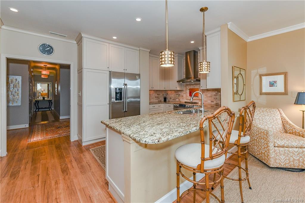 858 Cherokee Road Charlotte, NC 28207 - Photo 3 of 15 Gallery Image 3