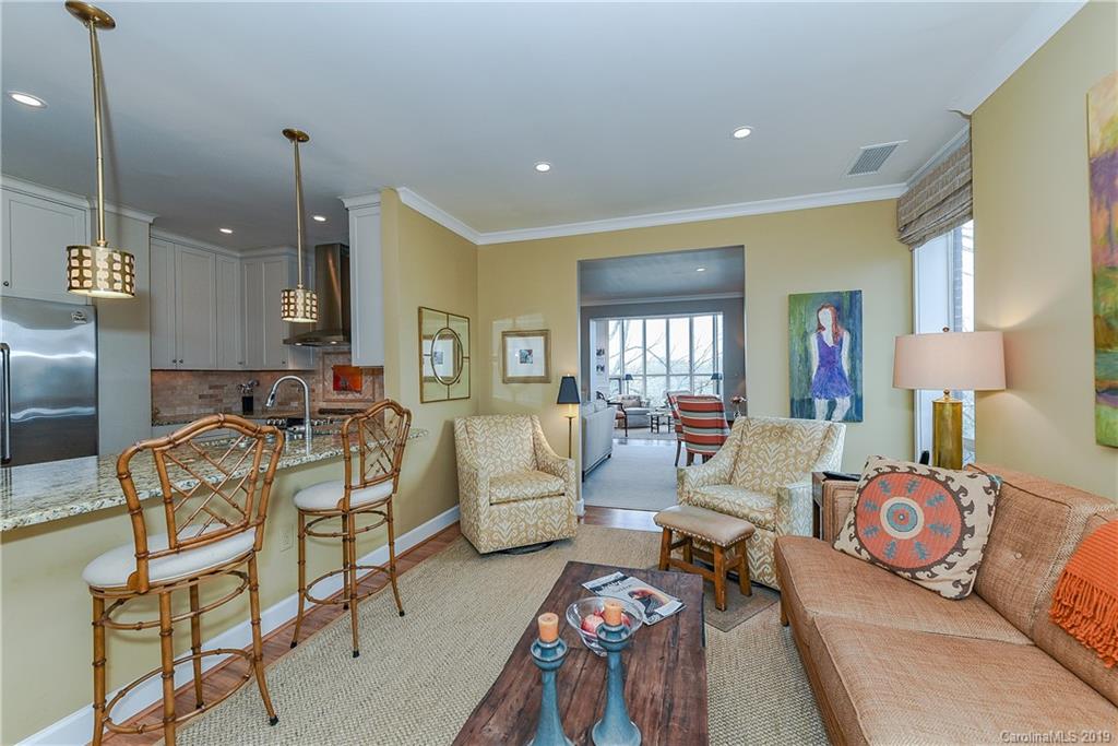 858 Cherokee Road Charlotte, NC 28207 - Photo 5 of 15 Gallery Image 5