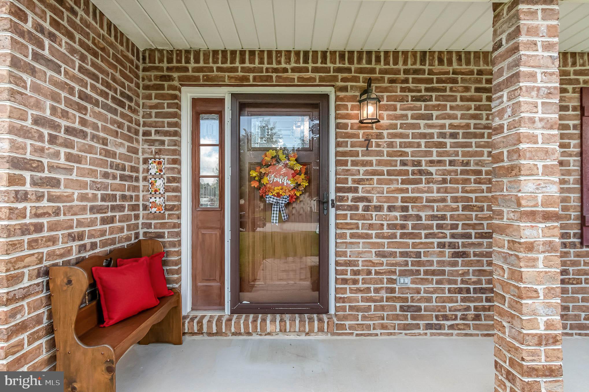 7 Cardinal Drive Hanover, PA 17331 - Photo 3 of 37 Gallery Image 3