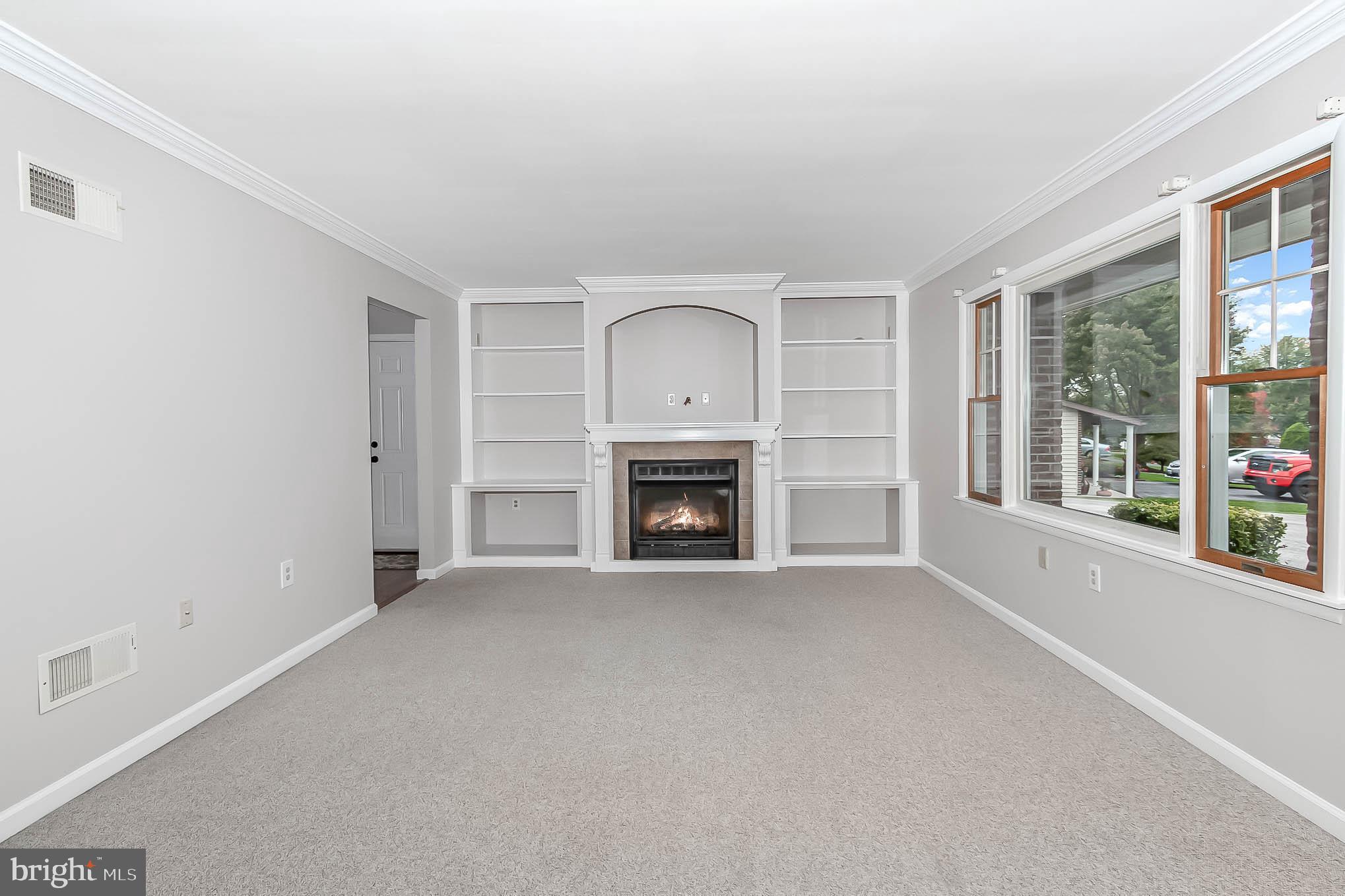 7 Cardinal Drive Hanover, PA 17331 - Photo 4 of 37 Gallery Image 4