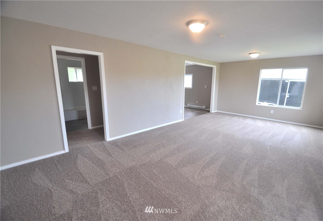 1109 Harding Road Aberdeen, WA 98520 - Photo 3 of 22 Gallery Image 3