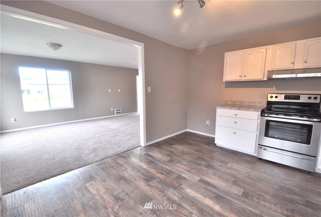 1109 Harding Road Aberdeen, WA 98520 - Photo 6 of 22 Gallery Image 6