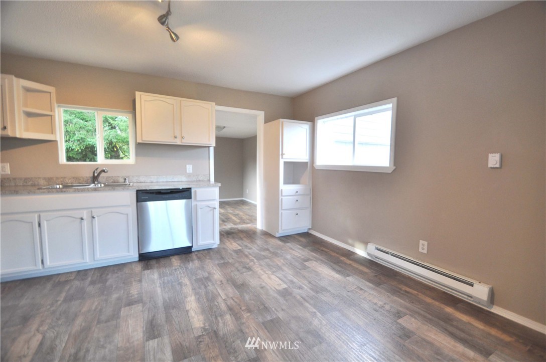 1109 Harding Road Aberdeen, WA 98520 - Photo 7 of 22 Gallery Image 7