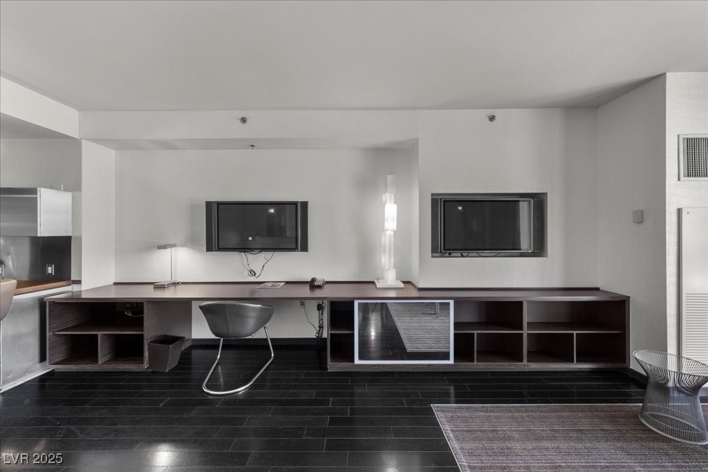 4381 West Flamingo Road, Unit 8312 Las Vegas, NV 89103 - Photo 8 of 25