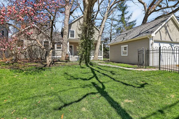 $634,900 | 210 Woodward Avenue, Geneva, IL 60134