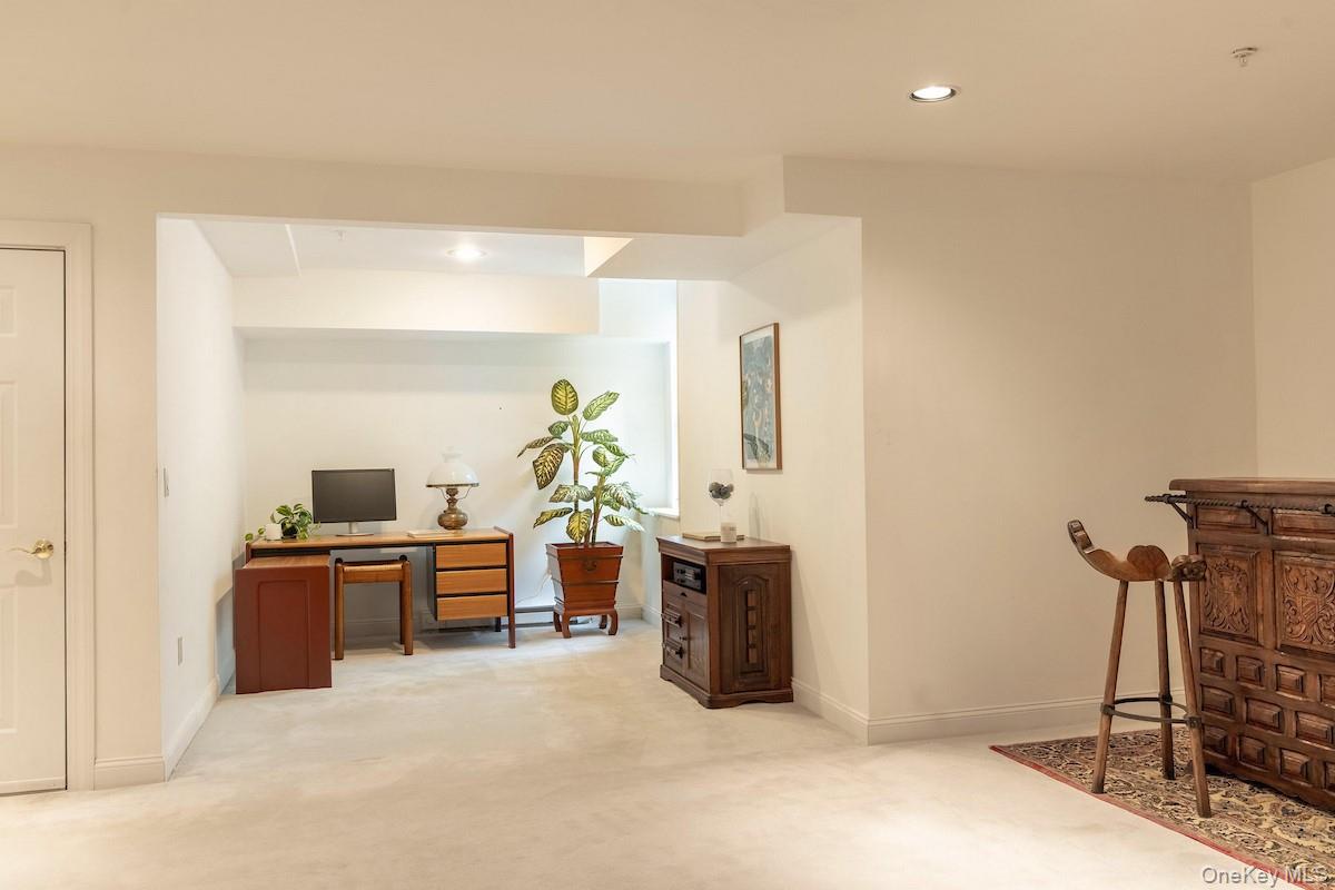 66 Landing Drive Dobbs Ferry, NY 10522 - Photo 32 of 44 a view of a workspace with furniture