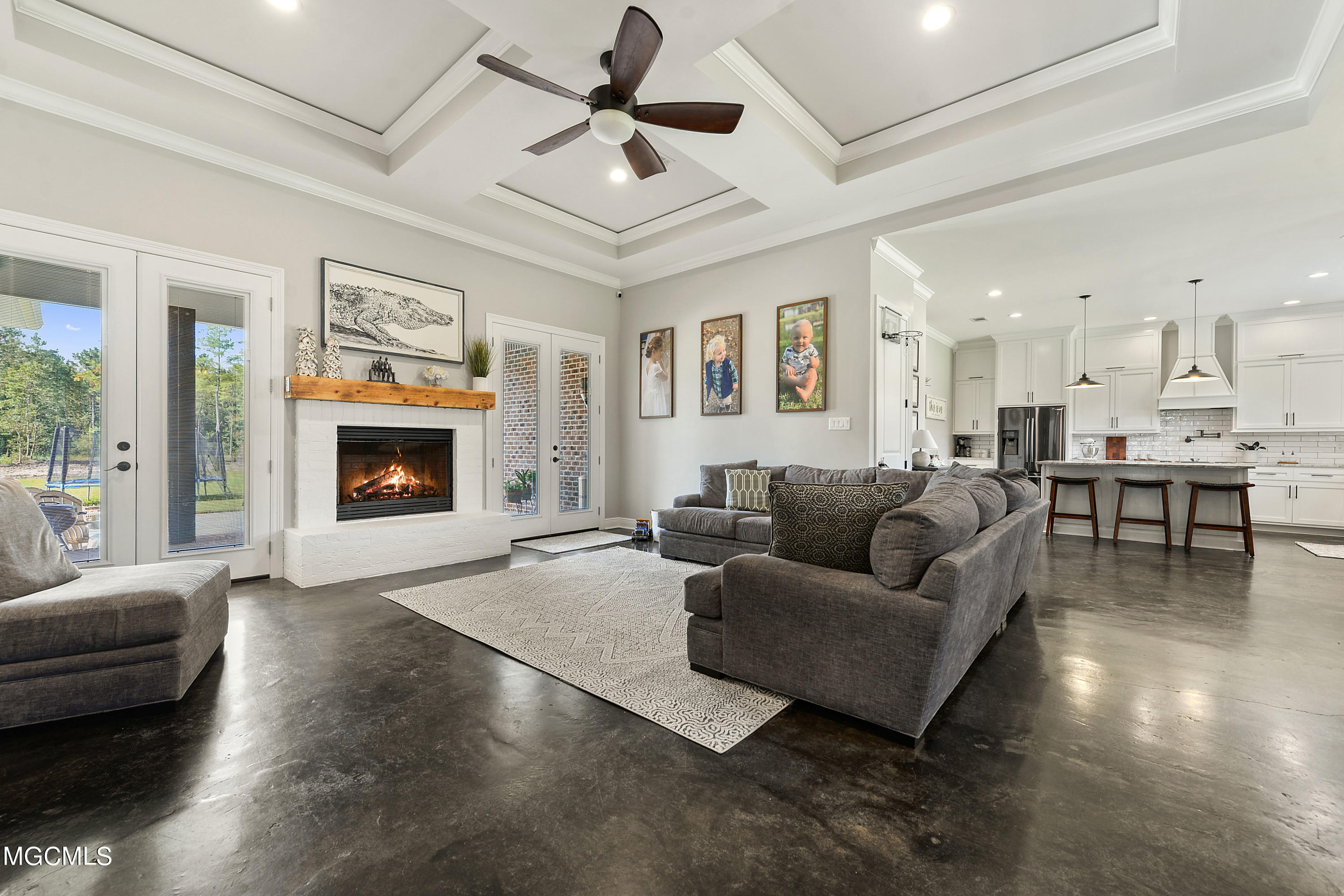6301 Brown Road Ocean Springs, MS 39564 - Photo 5 of 34 005