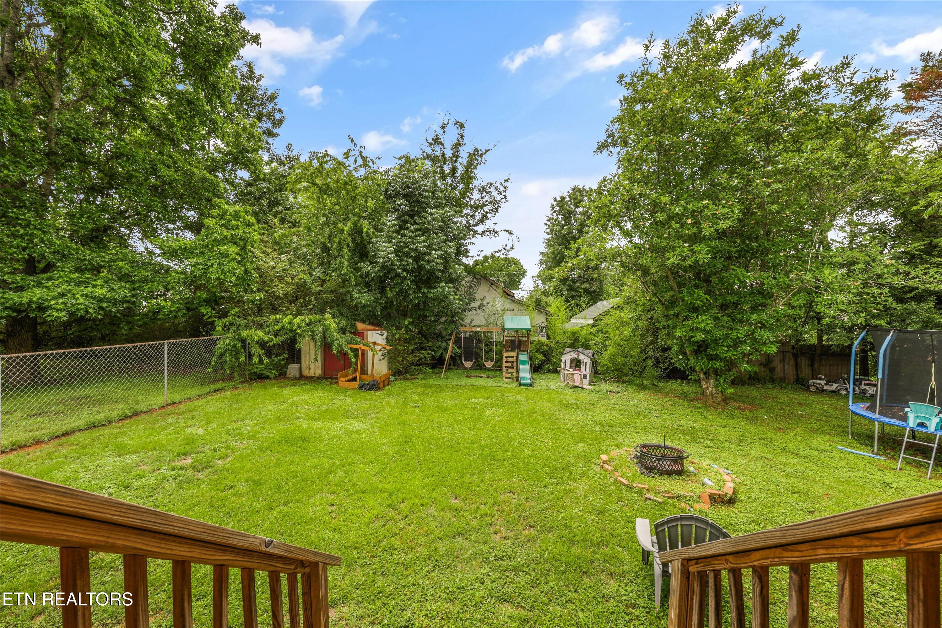 306 High Tower Road Maryville, TN 37804 - Photo 22 of 35 25-306 High Tower Rd 028