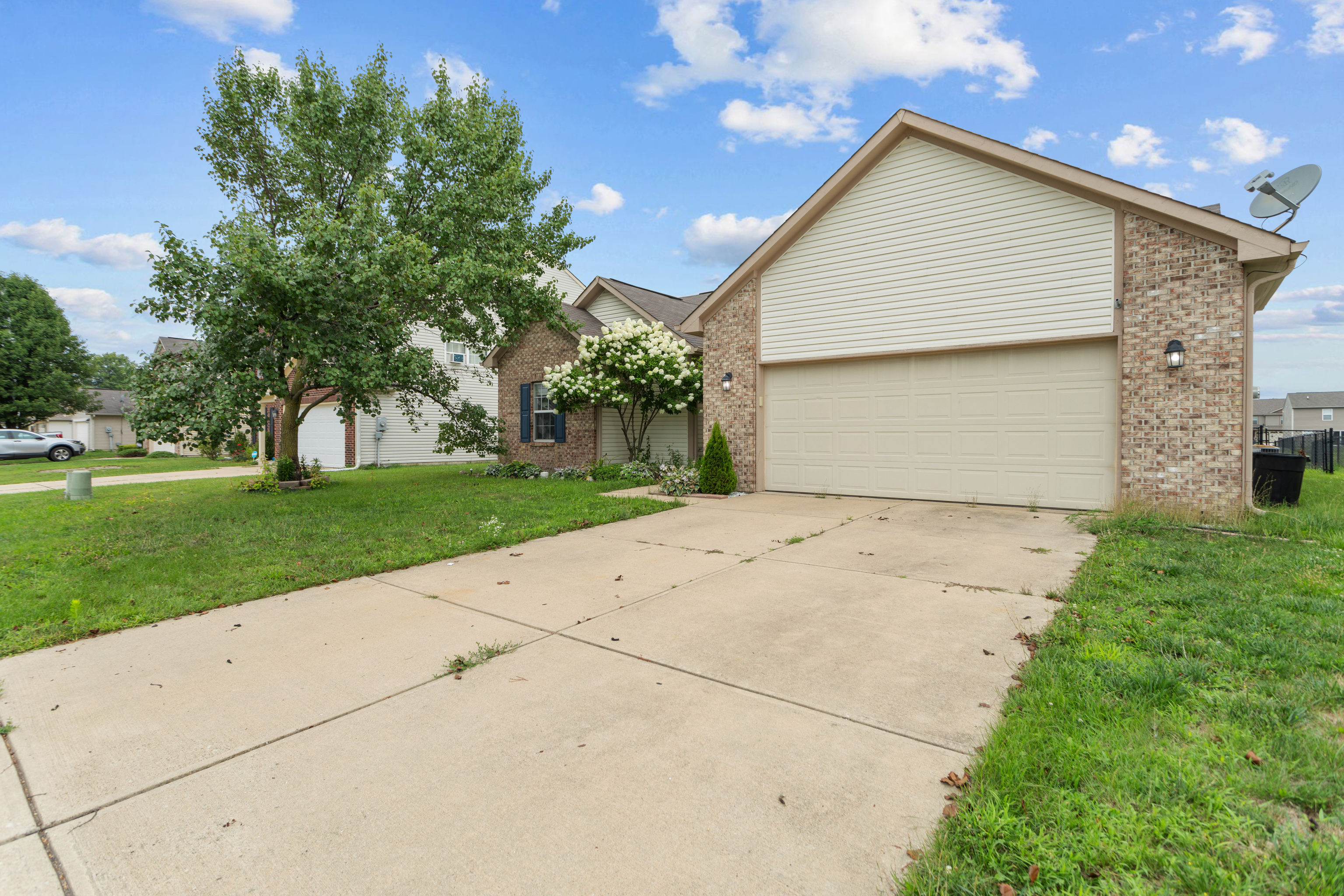 932 Zartman Road Kokomo, IN 46902 - Photo 3 of 23 Gallery Image 3