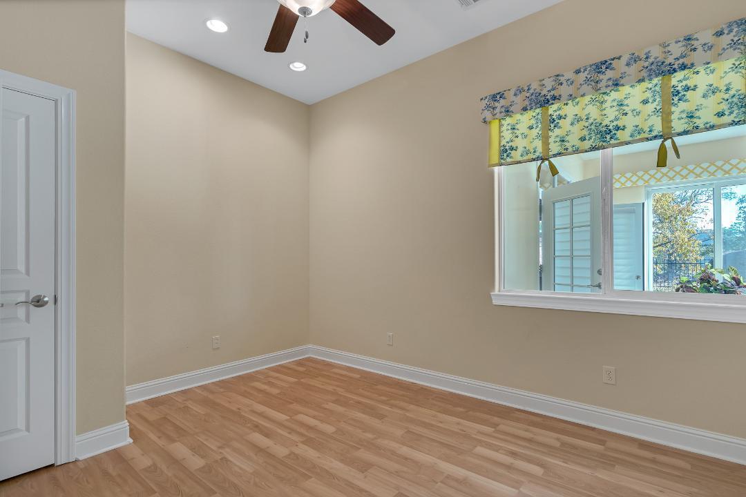 3685 Wimbledon Drive Redding, CA 96002 - Photo 33 of 70 3685WimbledonDrive-32