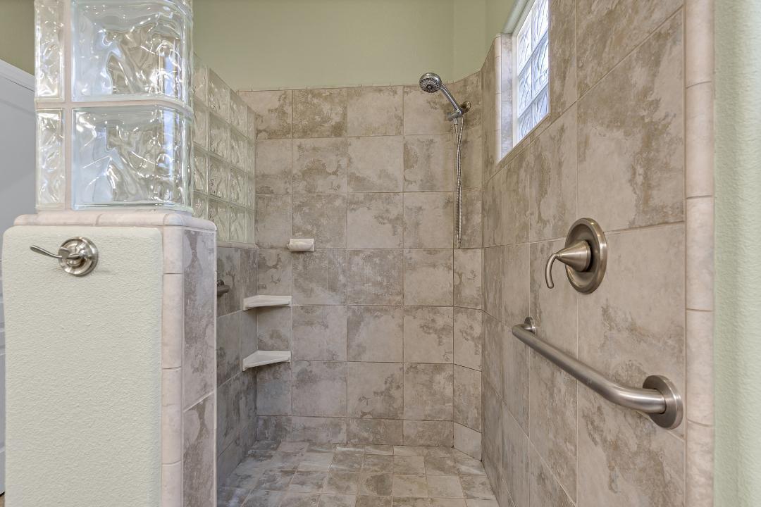 3685 Wimbledon Drive Redding, CA 96002 - Photo 49 of 70 Shower