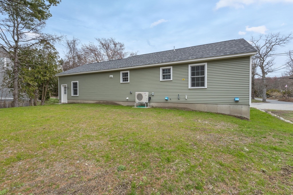 86 Ferry Road Salisbury, MA 01952 - Photo 28 of 40