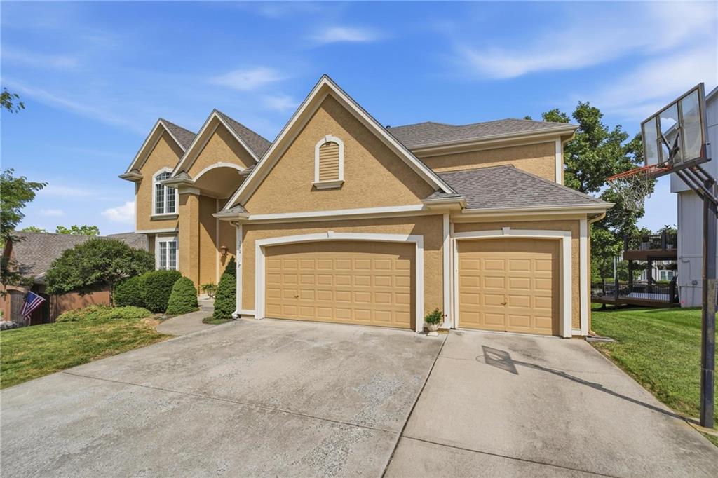 172 Northeast Hidden Ridge Lane Lee's Summit, MO 64064 - Photo 83 of 83 Gallery Image 83