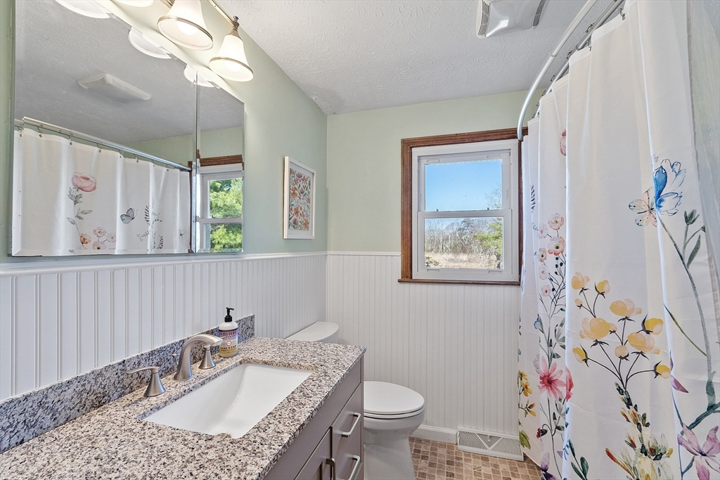 132 Ferry Road Salisbury, MA 01952 - Photo 19 of 41 Gallery Image 19