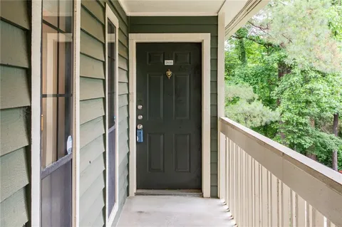 $255,000 | 2606 Vinings Central Run Southeast, Atlanta, GA 30339