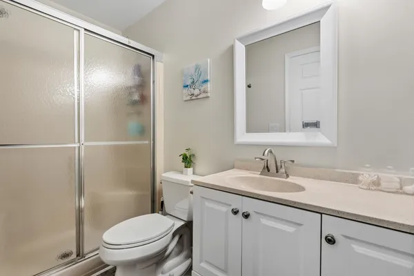 $289,900 | 6940 Southeast Constitution Boulevard, Unit 206, Hobe Sound, FL 33455