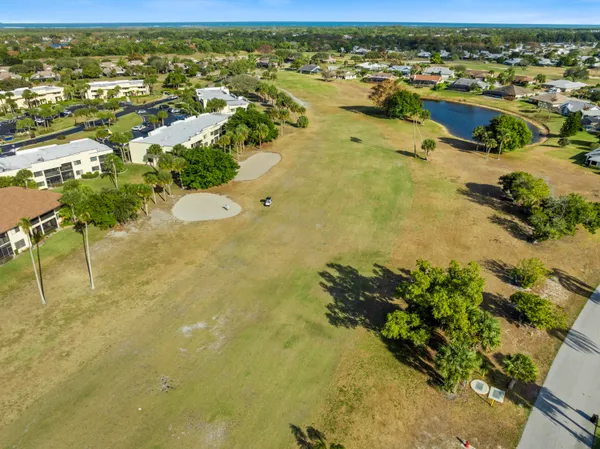 $289,900 | 6940 Southeast Constitution Boulevard, Unit 206, Hobe Sound, FL 33455