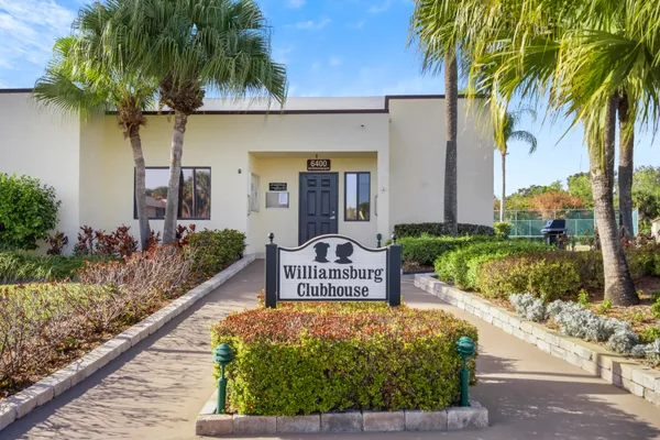 $289,900 | 6940 Southeast Constitution Boulevard, Unit 206, Hobe Sound, FL 33455