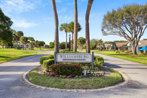 $289,900 | 6940 Southeast Constitution Boulevard, Unit 206, Hobe Sound, FL 33455