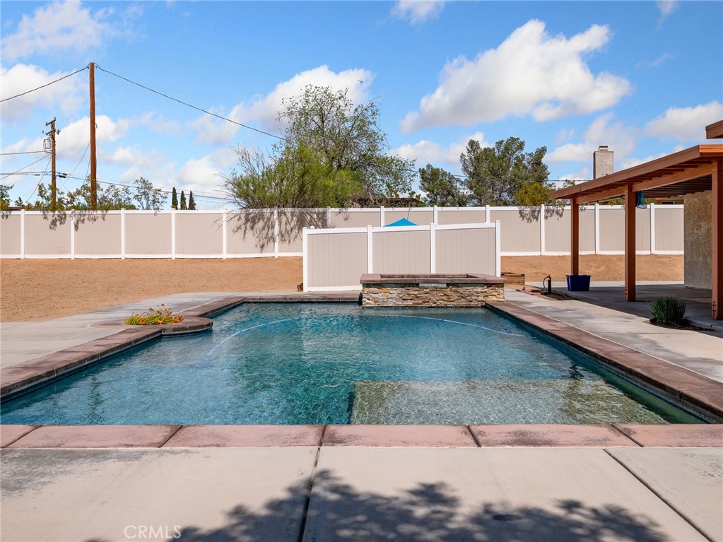 19224 Roanoke Road Apple Valley, CA 92307 - Photo 40 of 53