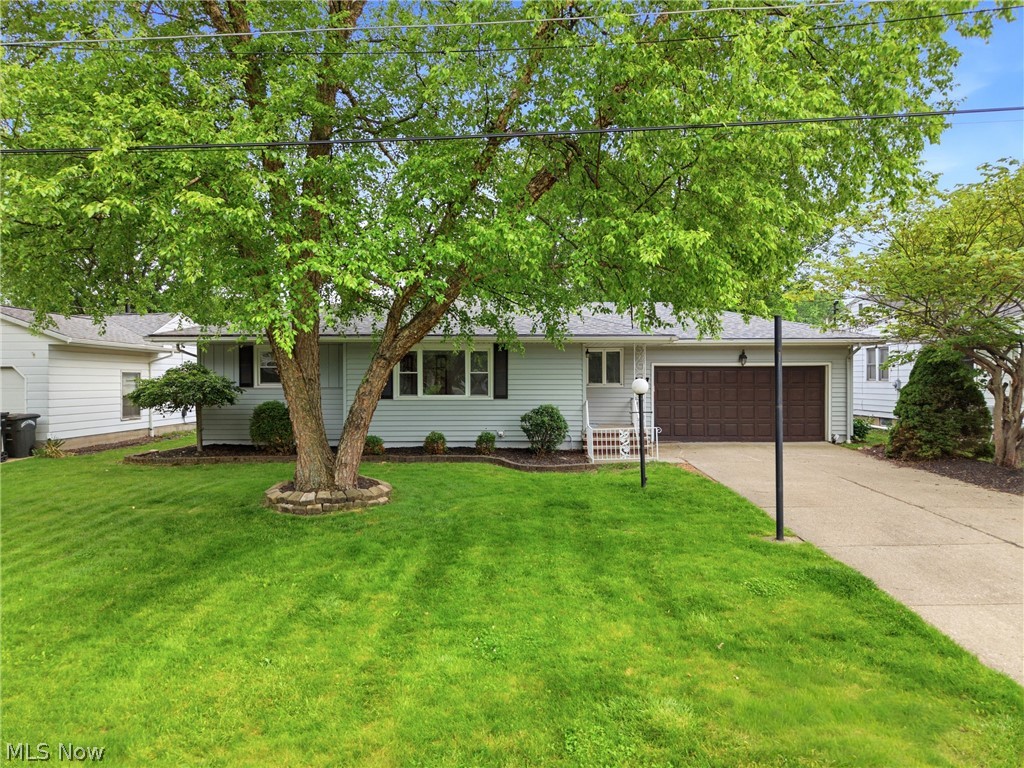 537 Randall Road Elyria, OH 44035 - Photo 2 of 49