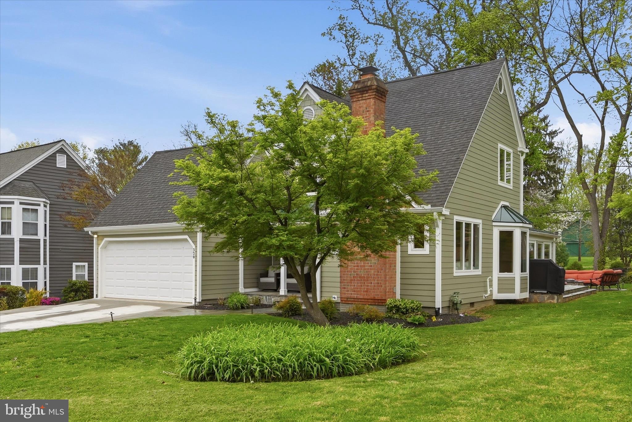 320 Loudoun Street Southwest Leesburg, VA 20175 - Photo 2 of 60 Front Elevation