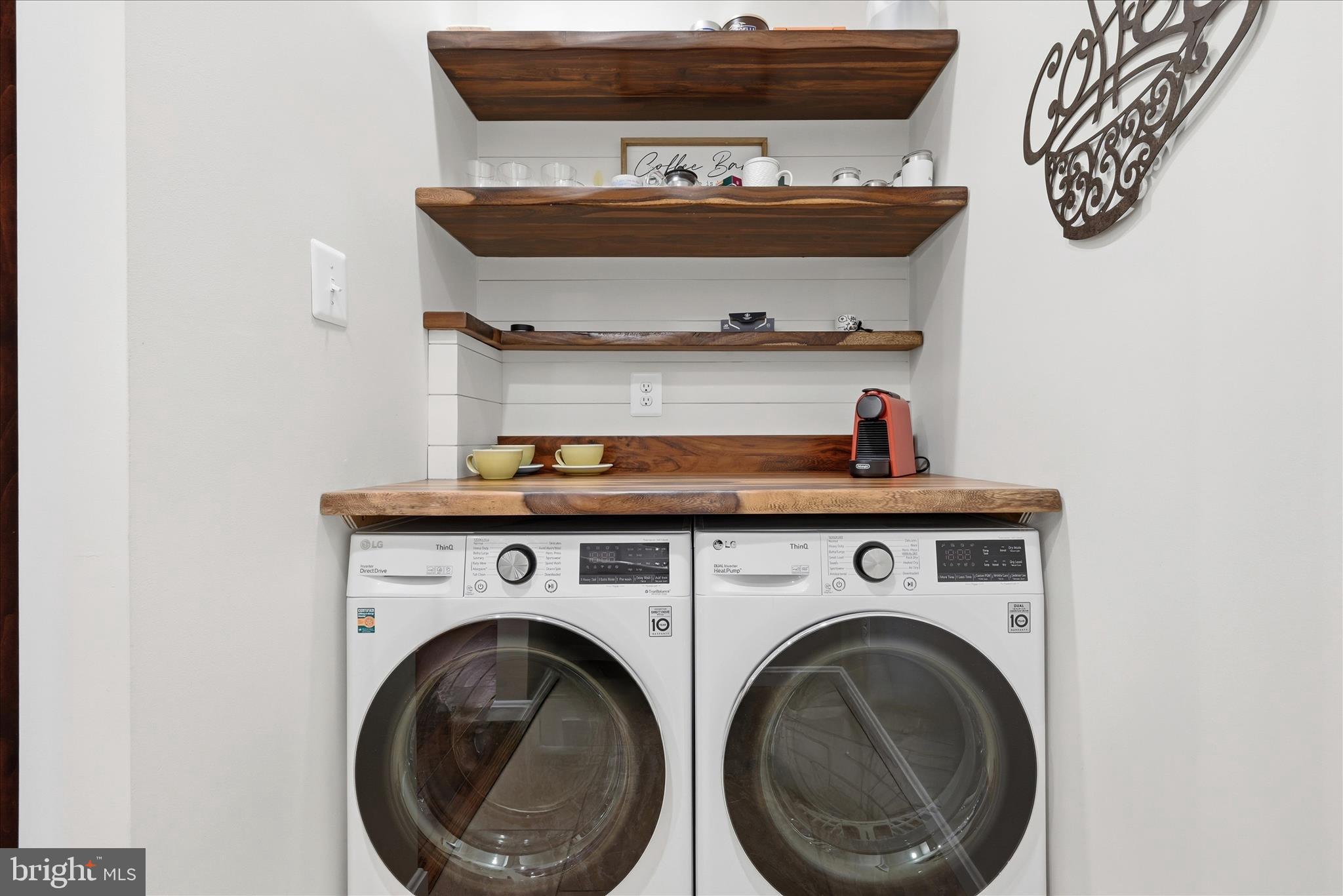 320 Loudoun Street Southwest Leesburg, VA 20175 - Photo 36 of 60 Main Level - Laundry Area