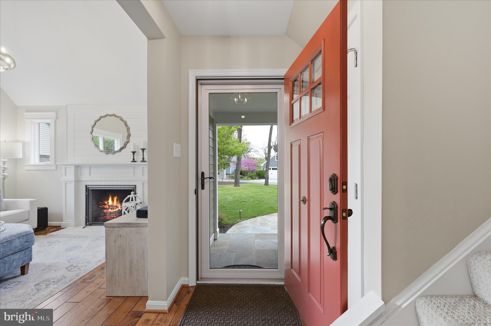 320 Loudoun Street Southwest Leesburg, VA 20175 - Photo 40 of 60 Entry