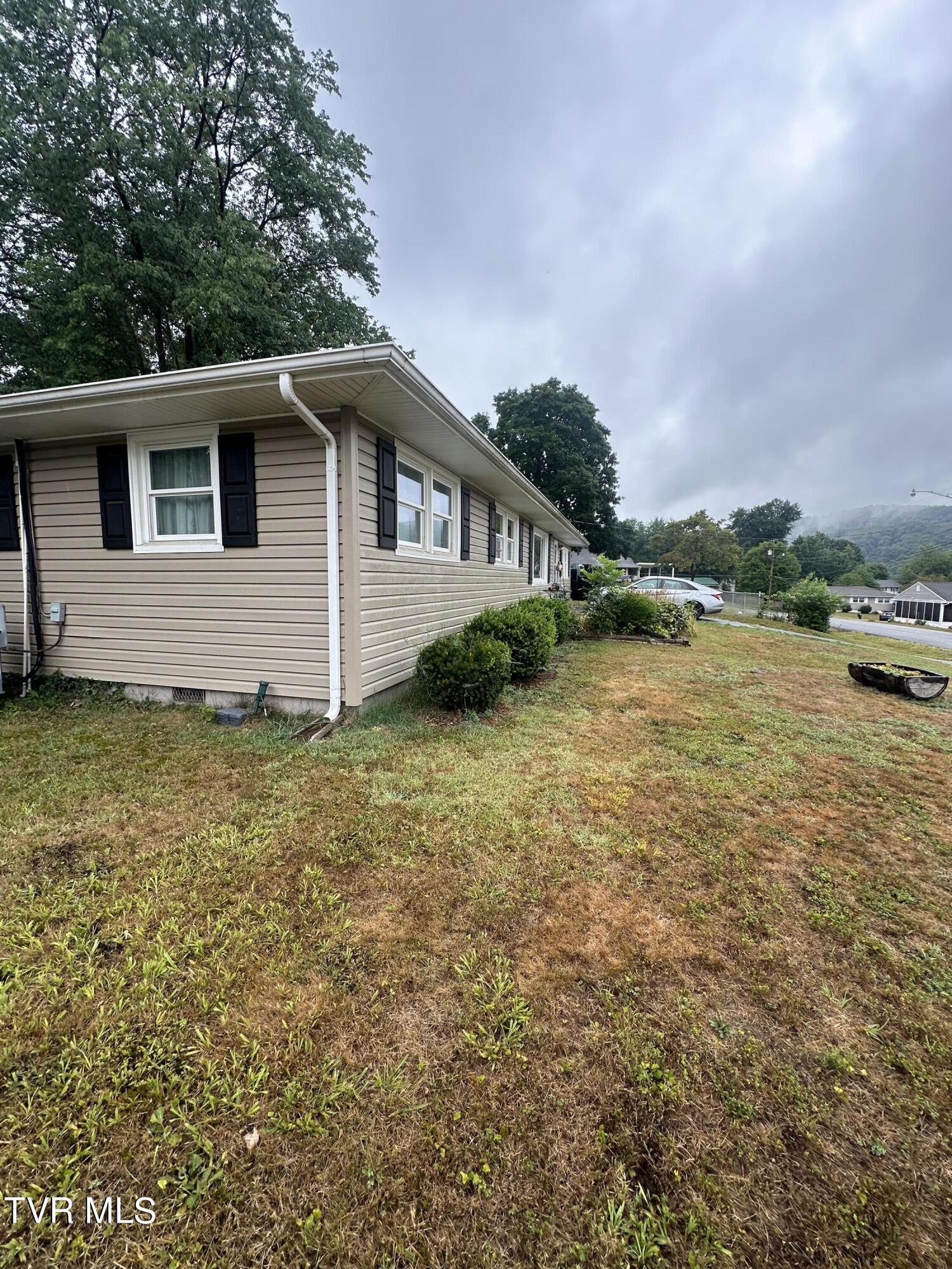 113 Walnut Road Bristol, TN 37620 - Photo 7 of 37 IMG_8391