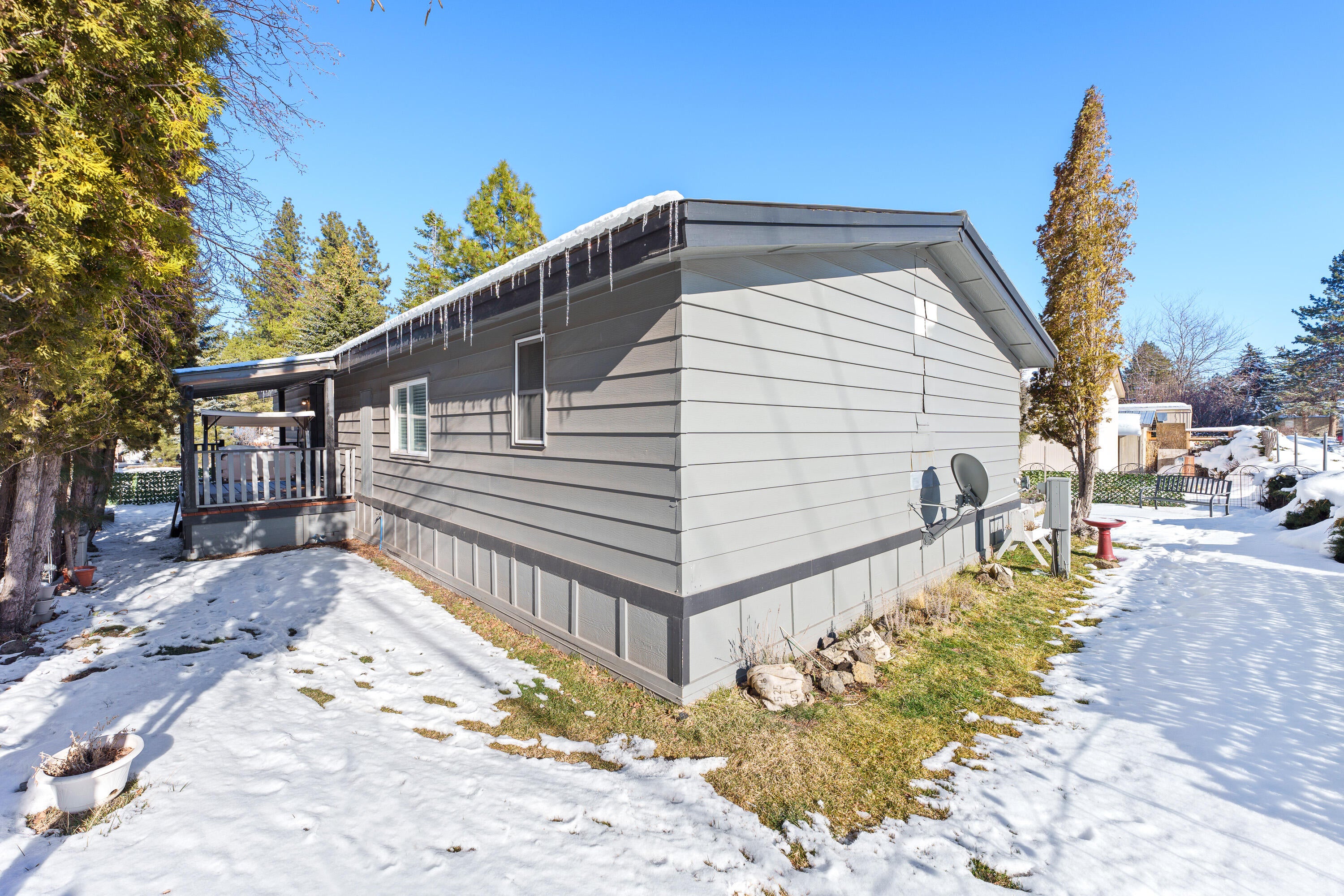 61292 Parrell Road, Unit 30 Bend, OR 97702 - Photo 8 of 29 DSC00659